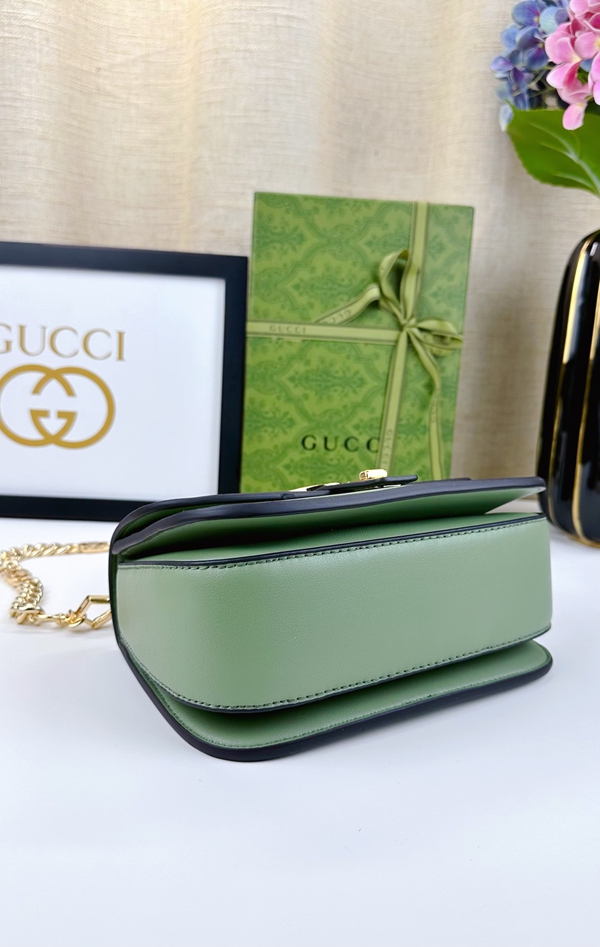 激安グッチバッグコピー角部分ディテール